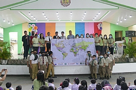 Marlow launches a new wave of the Adopt a Ship program for school children in the Philippines